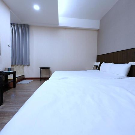 可青大飯店grand Ke-Cing Hotel Yilan Exterior foto